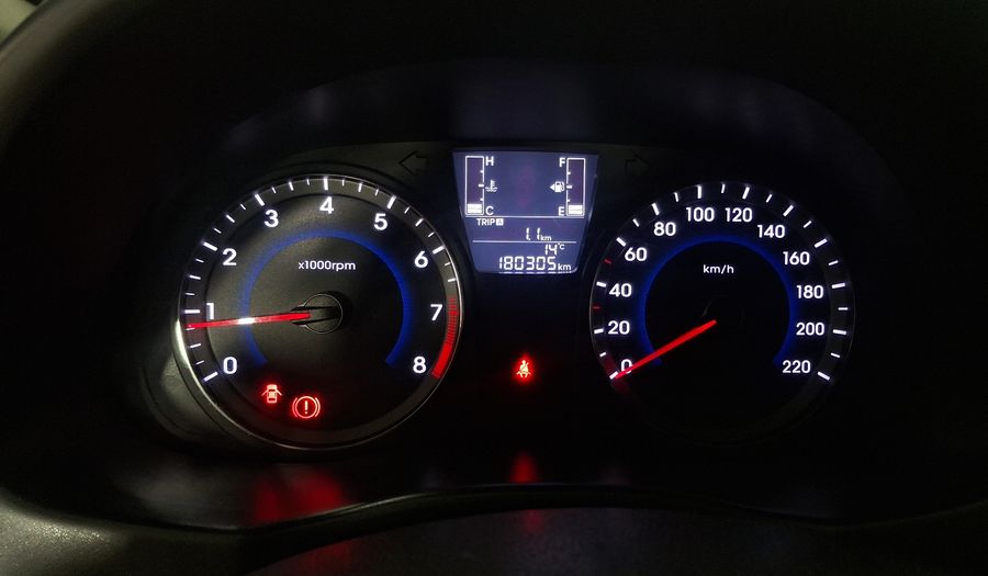 Hyundai Accent 1.4 RB GL LOCAL AC 2AB Sedan 2017