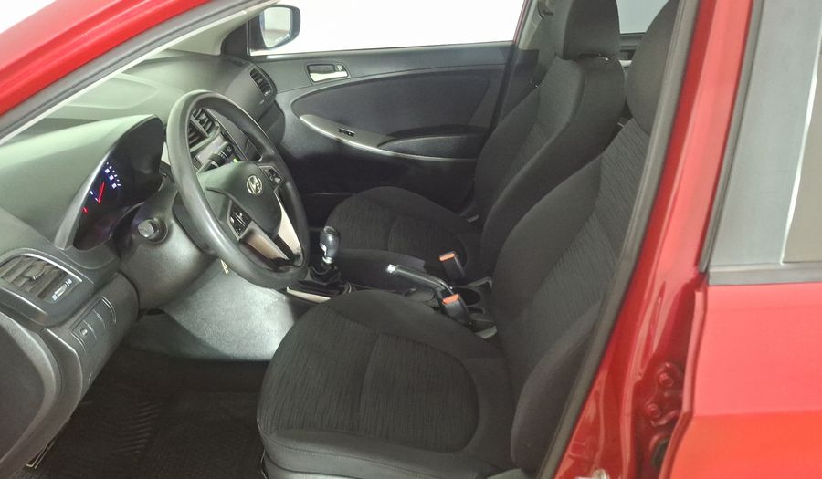 Hyundai Accent 1.4 RB GL LOCAL AC 2AB Sedan 2017