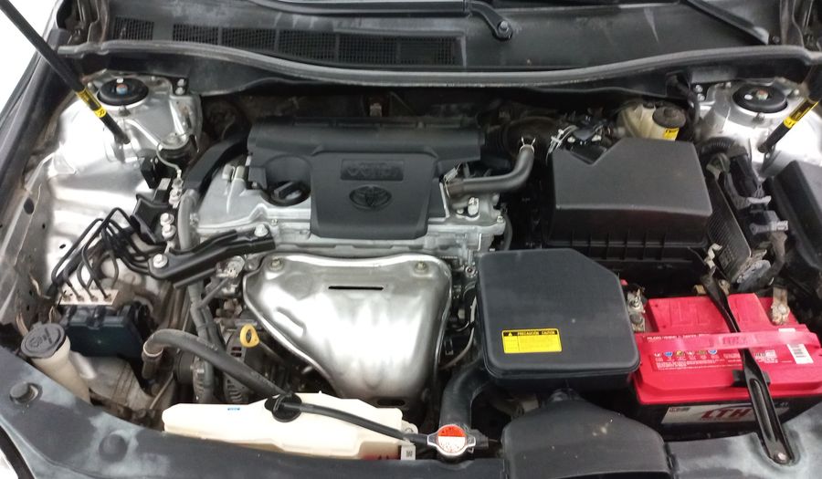 Toyota Camry 2.5 XLE L4 AT Sedan 2017