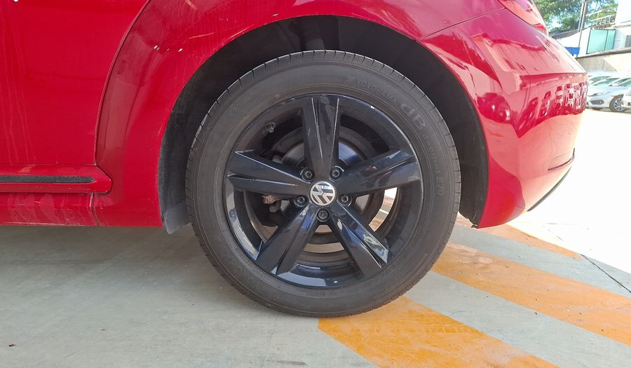Volkswagen Beetle 2.5 SPORTLINE TIPTRONIC Hatchback 2016