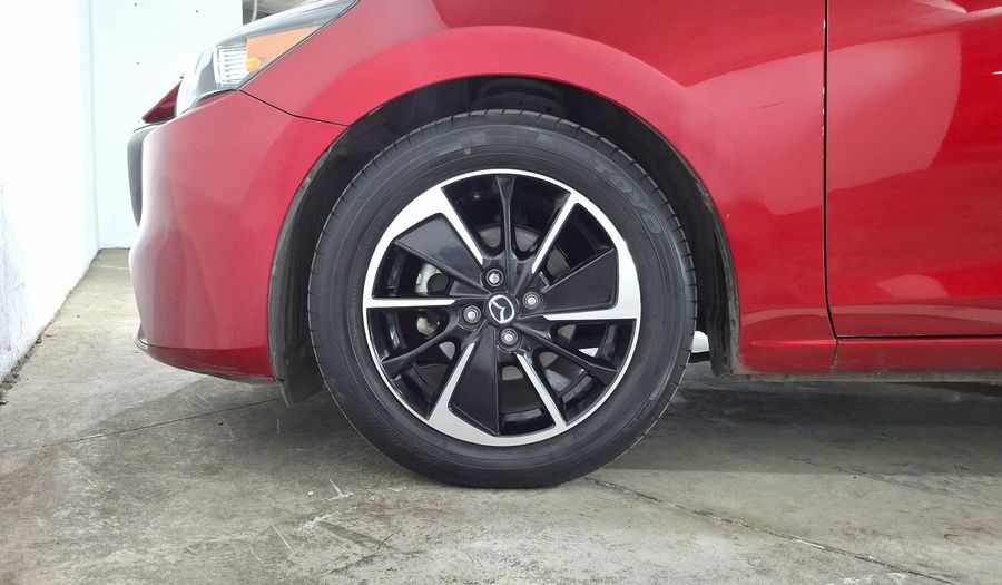 Mazda 2 2.0 SIGNATURE AUTO Sedan 2024
