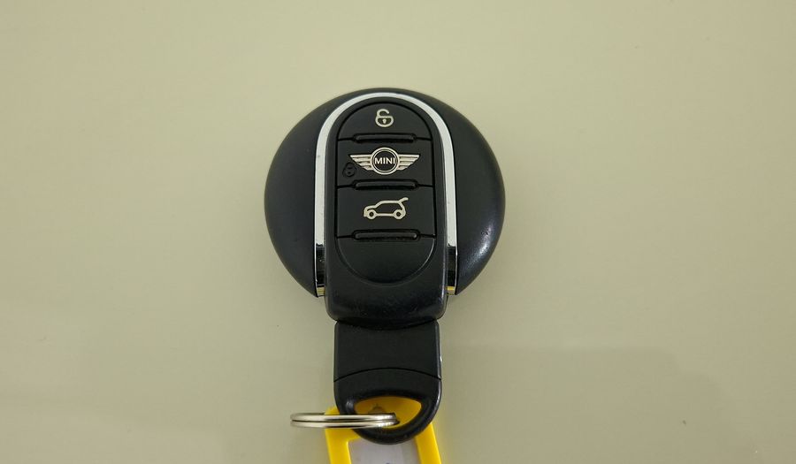 Mini Cooper 1.5 CLASSIC F56 MT Hatchback 2015