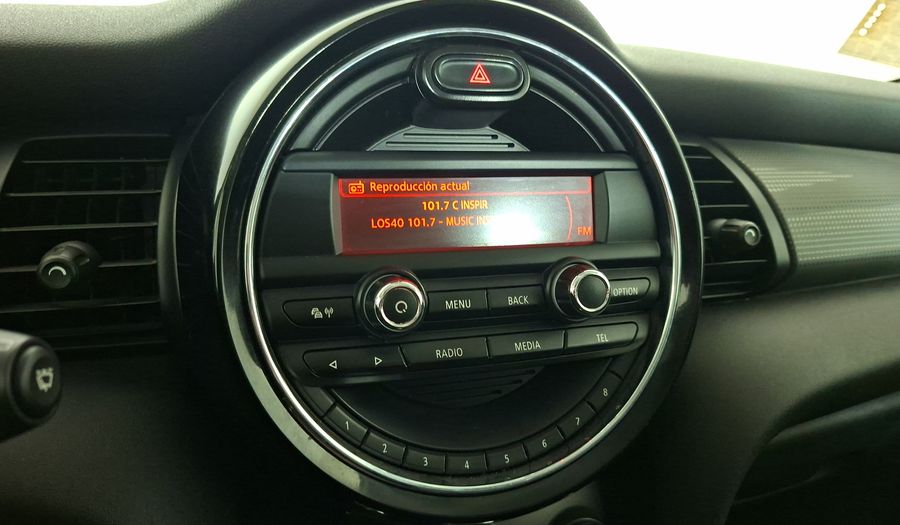 Mini Cooper 1.5 CLASSIC F56 MT Hatchback 2015