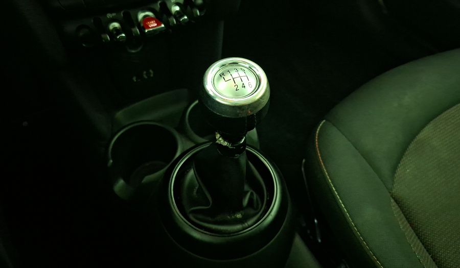 Mini Cooper 1.5 CLASSIC F56 MT Hatchback 2015