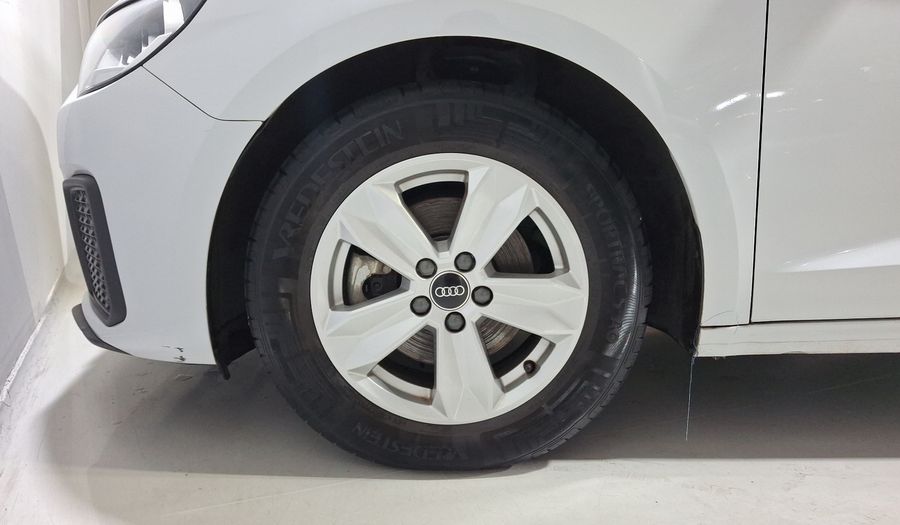 Audi A1 1.0 SB 30 TFSI URBAN DCT Hatchback 2022