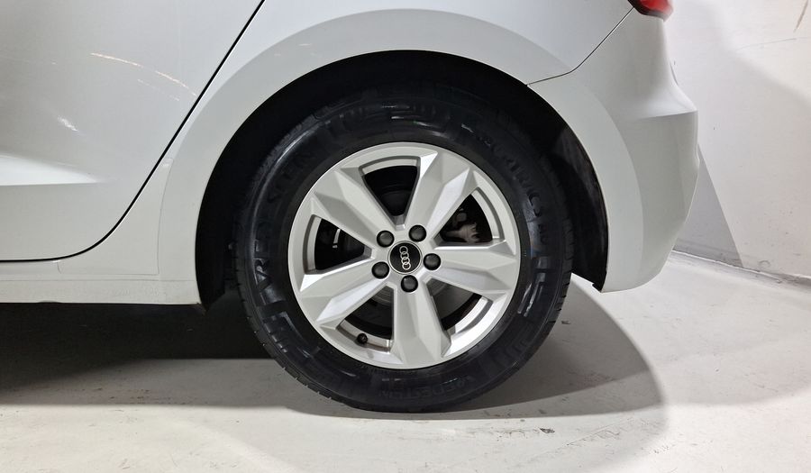 Audi A1 1.0 SB 30 TFSI URBAN DCT Hatchback 2022