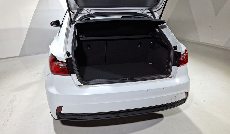 Audi A1 1.0 SB 30 TFSI URBAN DCT Hatchback 2022