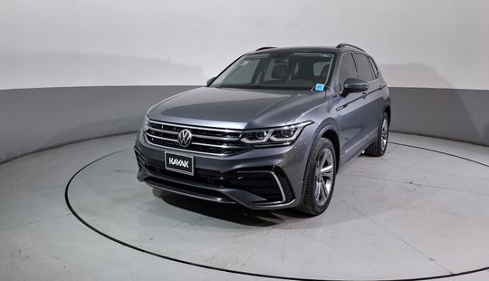 Volkswagen • Tiguan