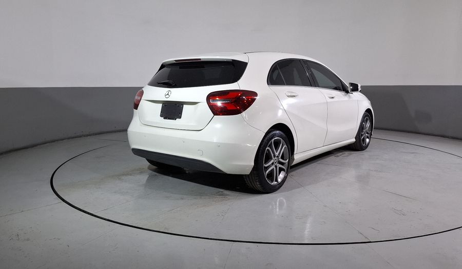 Mercedes Benz Clase A 1.6 200 STYLE DCT Hatchback 2018