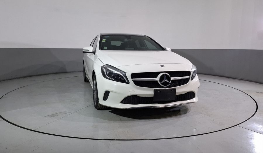 Mercedes Benz Clase A 1.6 200 STYLE DCT Hatchback 2018