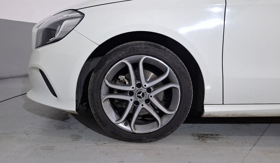 Mercedes Benz Clase A 1.6 200 STYLE DCT Hatchback 2018