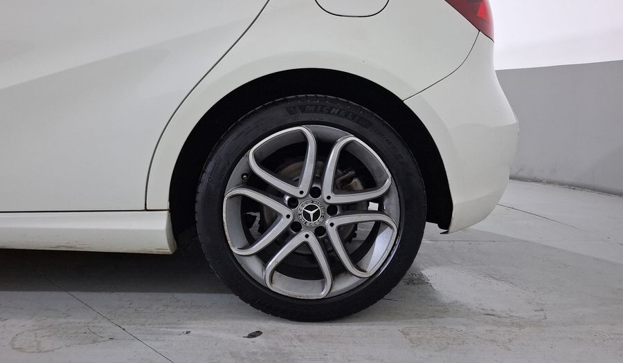 Mercedes Benz Clase A 1.6 200 STYLE DCT Hatchback 2018