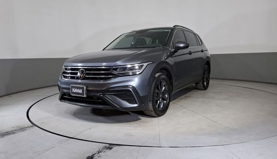 Volkswagen • Tiguan