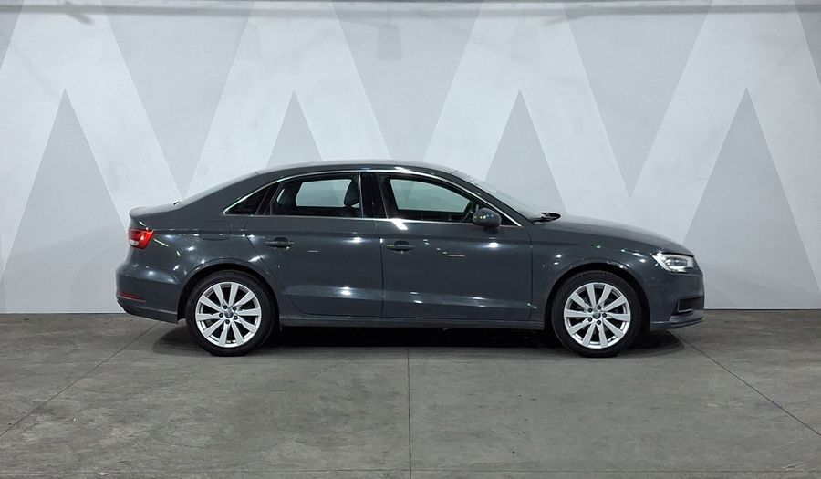 Audi A3 1.4 TFSI SELECT Sedan 2017