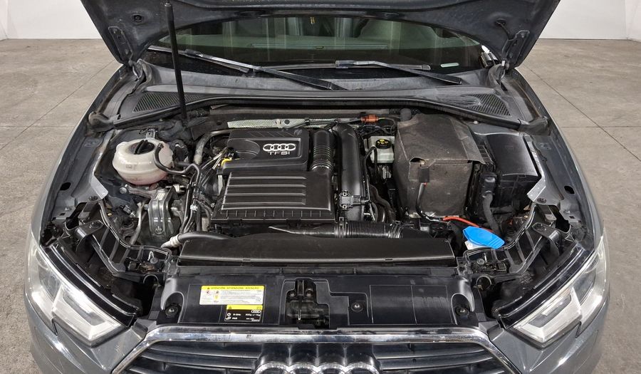 Audi A3 1.4 TFSI SELECT Sedan 2017