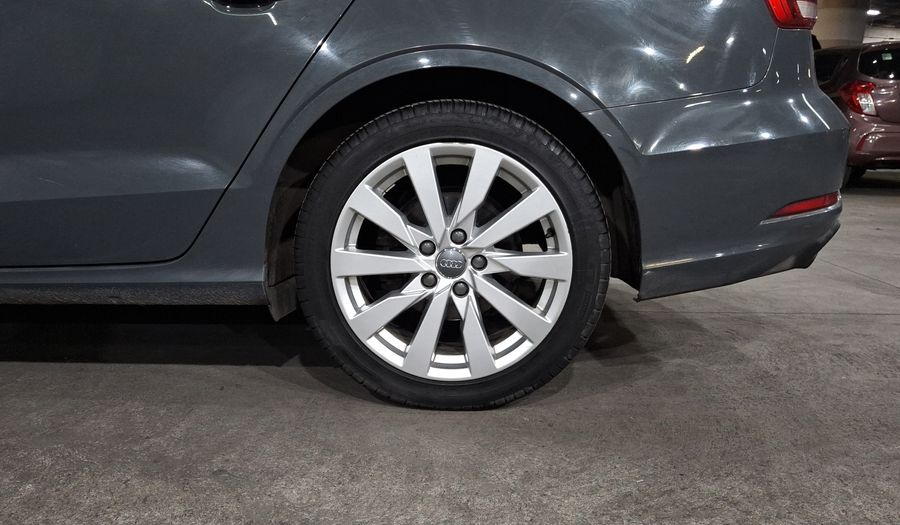 Audi A3 1.4 TFSI SELECT Sedan 2017