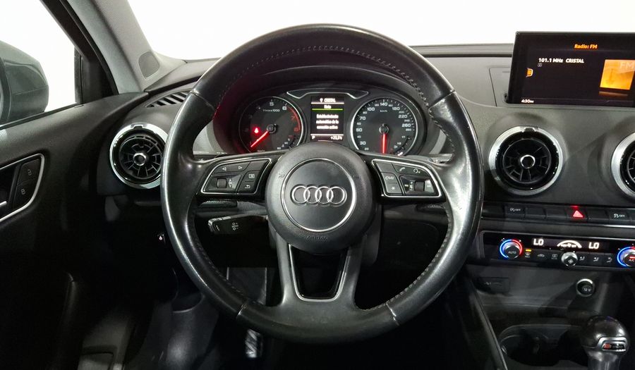 Audi A3 1.4 TFSI SELECT Sedan 2017