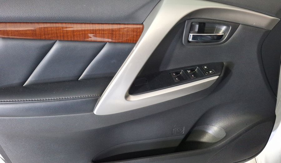 Mitsubishi Montero 3.0 ADVANCE AUTO Suv 2019