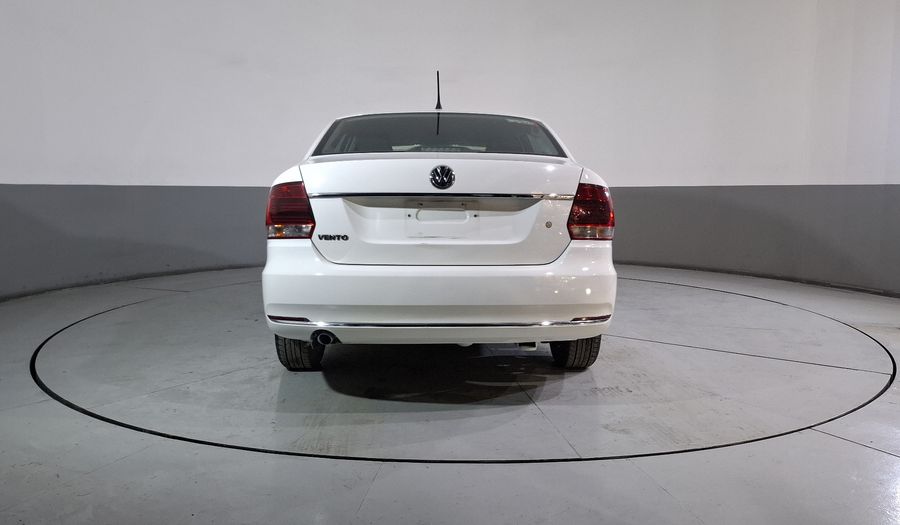 Volkswagen Vento 1.6 COMFORTLINE TIPTRONIC Sedan 2018