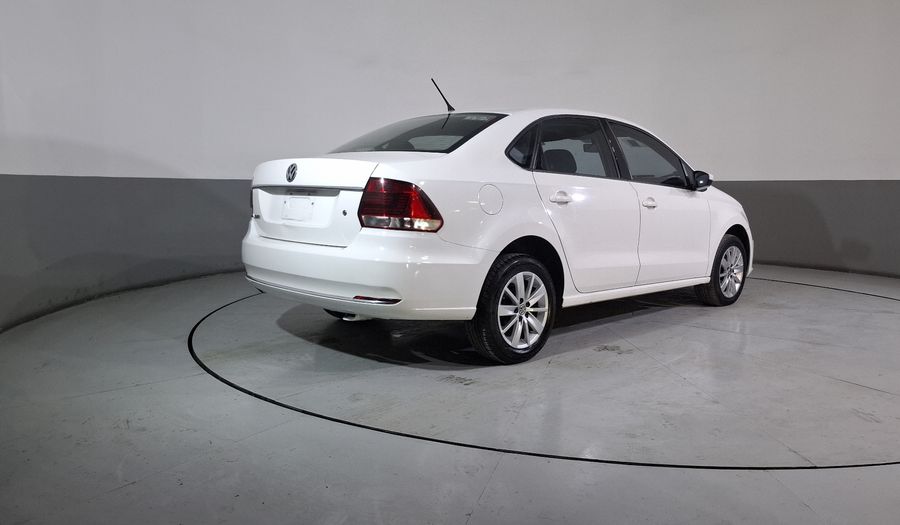 Volkswagen Vento 1.6 COMFORTLINE TIPTRONIC Sedan 2018