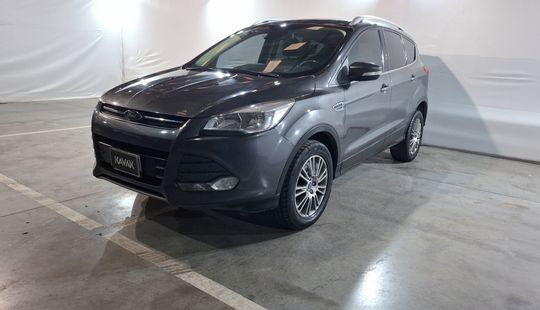 Ford • Escape