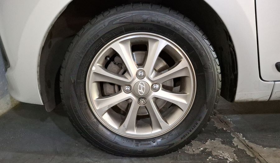 Hyundai Grand I10 1.2 GLS MT Hatchback 2017