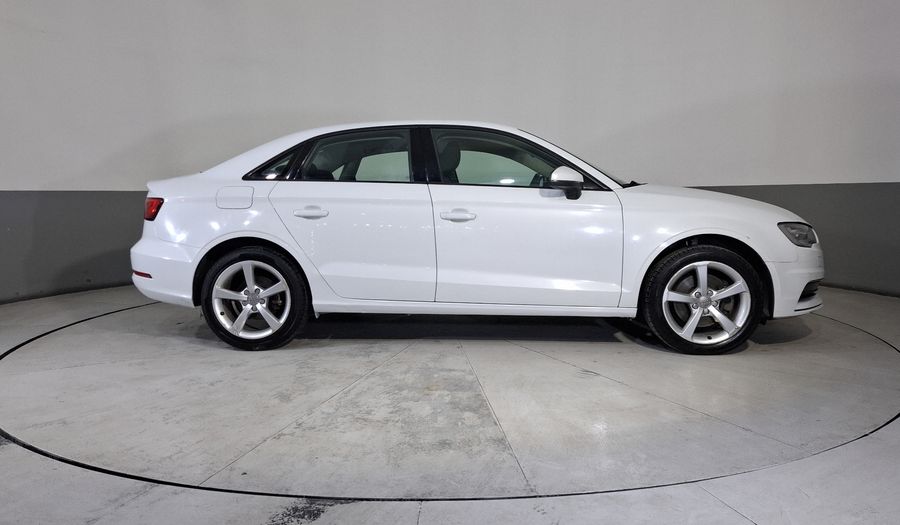 Audi A3 1.8 TFSI AMBIENTE S TRONIC Sedan 2015