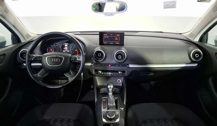 Audi A3 1.8 TFSI AMBIENTE S TRONIC Sedan 2015