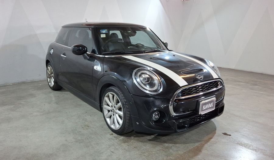 Mini Cooper S 2.0 COOPER HOT CHILI DCT Hatchback 2020