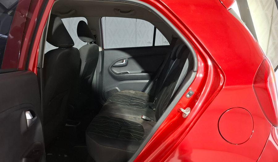 Kia Picanto 1.2 EX MT Hatchback 2013