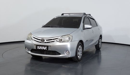 Toyota • Etios