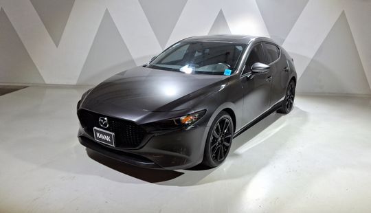 Mazda • Mazda 3