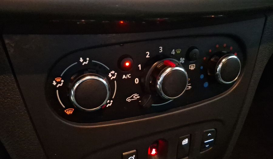 Renault Symbol 1.6 DYNAMIQUE Sedan 2017