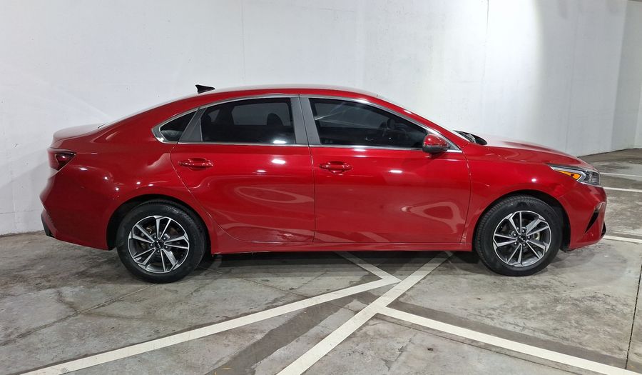 Kia Forte 2.0 EX IVT Sedan 2022