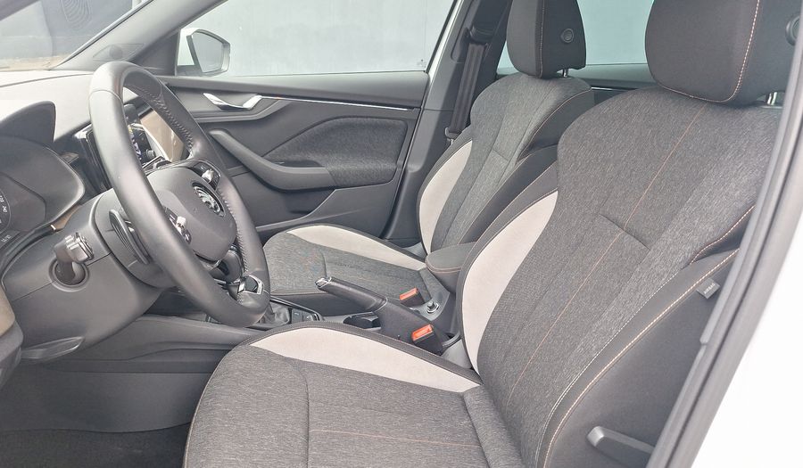 Skoda Kamiq 1.5 TSI AUTO STYLE Suv 2024