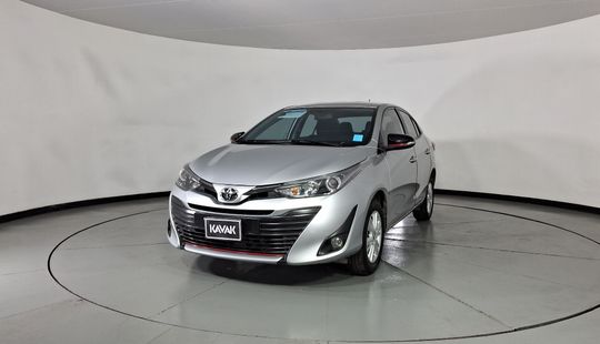 Toyota • Yaris