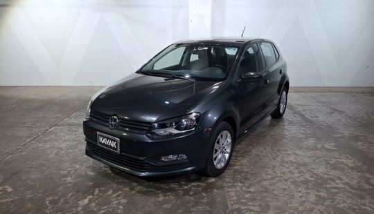 Volkswagen • Polo
