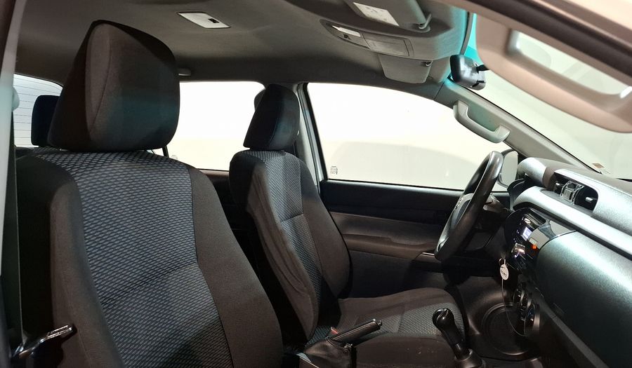 Toyota Hilux 2.7 DOBLE CABINA SR (D-CAB MID) Pickup 2019