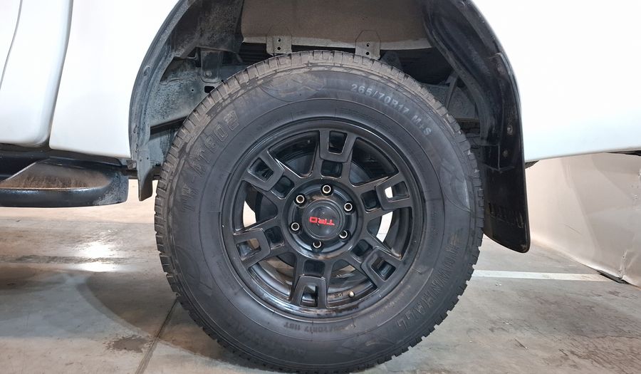 Toyota Hilux 2.7 DOBLE CABINA SR (D-CAB MID) Pickup 2019