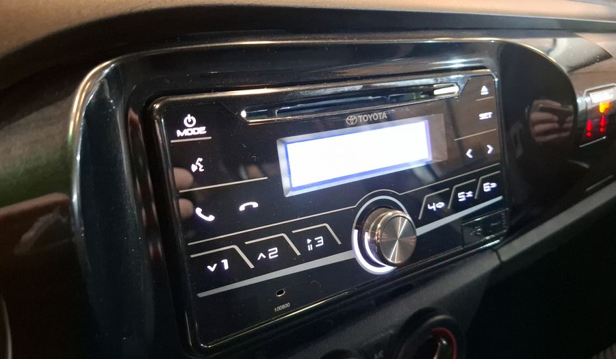 Toyota Hilux 2.7 DOBLE CABINA SR (D-CAB MID) Pickup 2019
