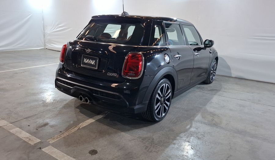 Mini Cooper S 2.0 COOPER CLASSIC DCT Hatchback 2022