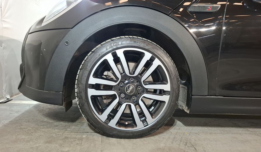 Mini Cooper S 2.0 COOPER CLASSIC DCT Hatchback 2022