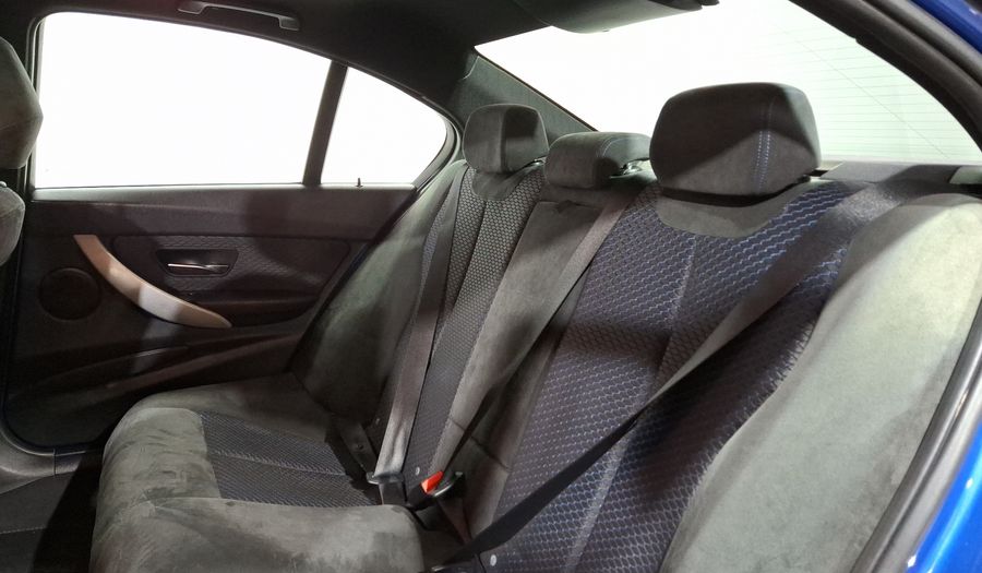 Bmw Serie 3 2.0 320IA M SPORT Sedan 2015