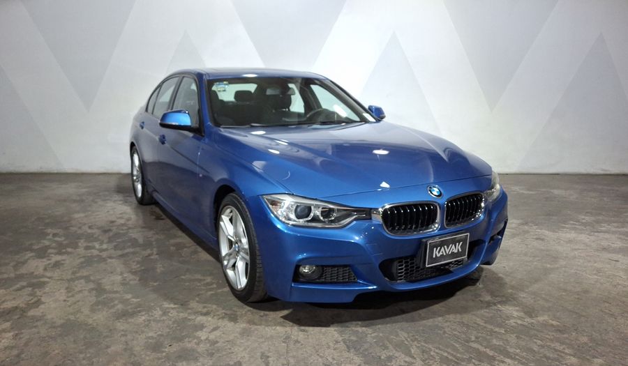 Bmw Serie 3 2.0 320IA M SPORT Sedan 2015
