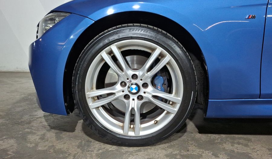 Bmw Serie 3 2.0 320IA M SPORT Sedan 2015