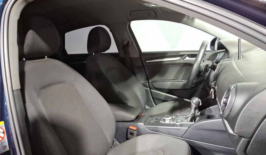 Audi A3 1.4 35 TFSI DYNAMIC DCT Sedan 2020