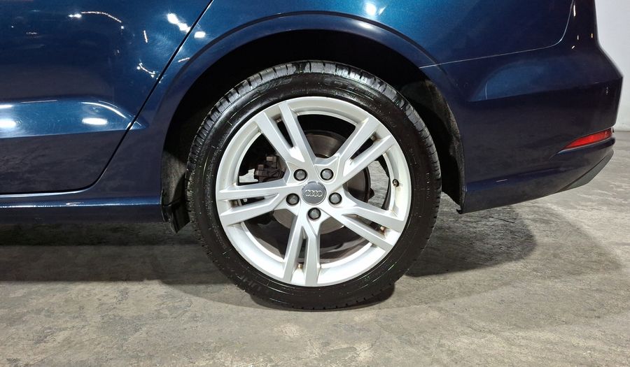 Audi A3 1.4 35 TFSI DYNAMIC DCT Sedan 2020