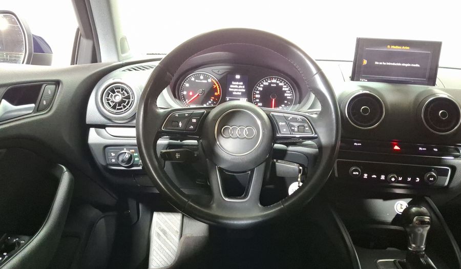 Audi A3 1.4 35 TFSI DYNAMIC DCT Sedan 2020