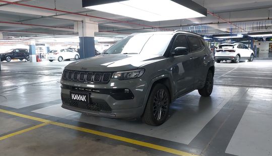 Jeep • Compass