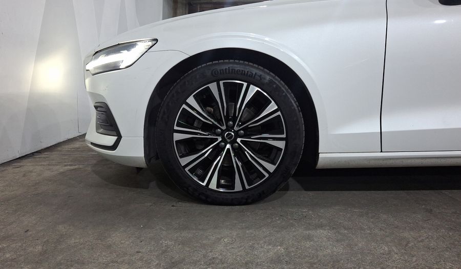Volvo S60 2.0 B4 MHEV PLUS AUTO Sedan 2023